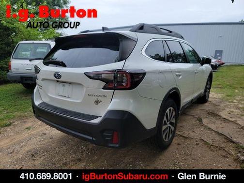 Crystal White Pearl 2022 Subaru Outback Premium