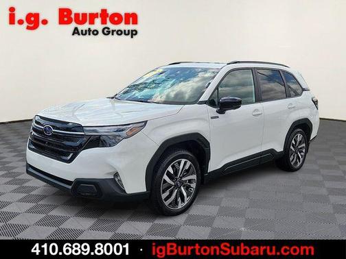 Crystal White Pearl 2026 Subaru Forester Touring
