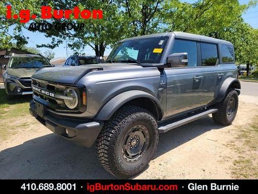 Gray Metallic 2024 Ford Bronco Outer Banks