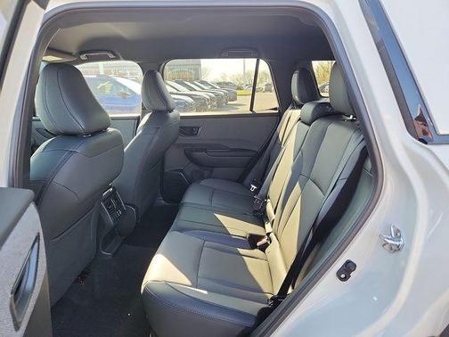 White Pearl 2026 Subaru Outback Premium