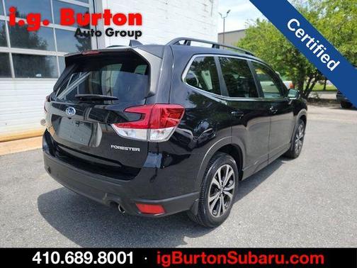 Crystal Black Silica 2022 Subaru Forester Limited