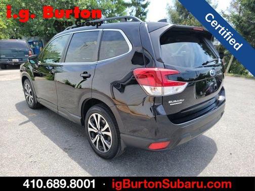 Crystal Black Silica 2022 Subaru Forester Limited