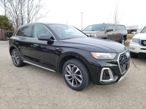 2024 Audi Q5 45 S line quattro Premium