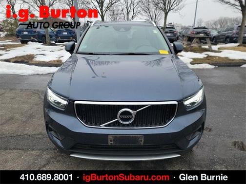 2021 Volvo XC40 T5 Momentum