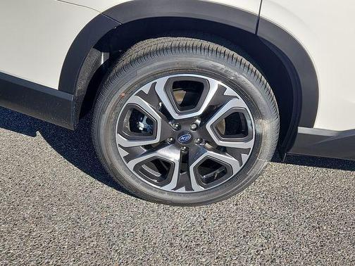 White Pearl 2026 Subaru Ascent Limited