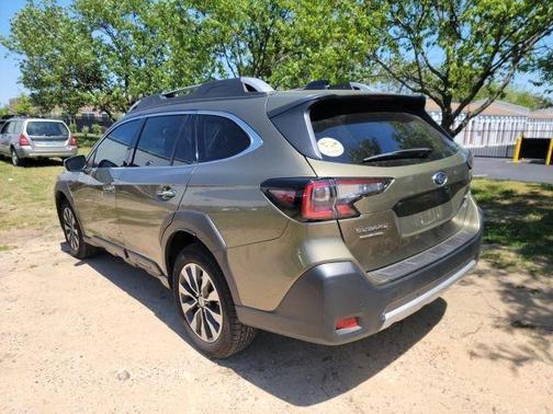 Autumn Green Metallic 2025 Subaru Outback Touring