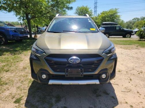 Autumn Green Metallic 2025 Subaru Outback Touring