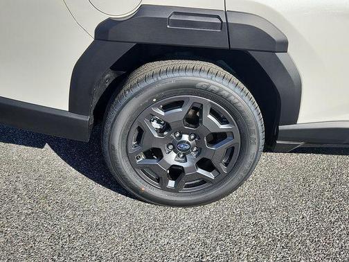 White Pearl 2026 Subaru Outback Premium