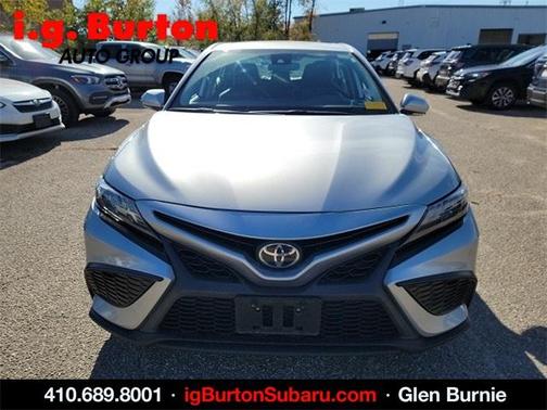 2022 Toyota Camry SE