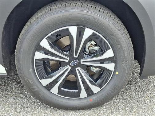2025 Subaru Solterra Premium