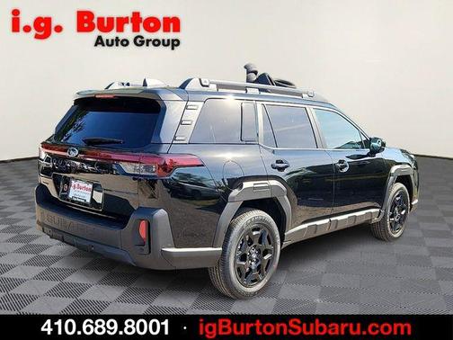 Black / Silver 2026 Subaru Outback Limited
