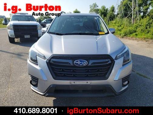 Ice Silver Metallic 2022 Subaru Forester Limited