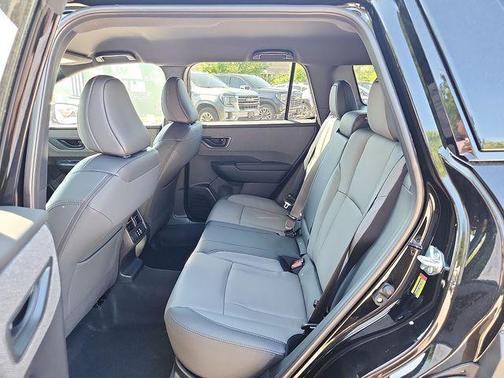 Black / Silver 2026 Subaru Outback Premium