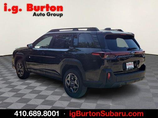 Black / Silver 2026 Subaru Outback Premium