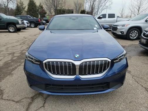 2024 BMW 530 i xDrive