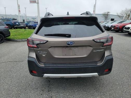 Brilliant Bronze Metallic 2024 Subaru Outback Limited