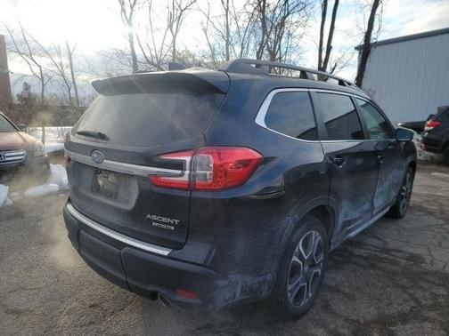 2023 Subaru Ascent Limited 8-Passenger