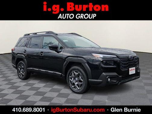 Black / Silver 2026 Subaru Outback Premium