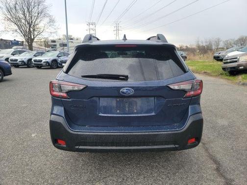Cosmic Blue Pearl 2024 Subaru Outback Onyx Edition