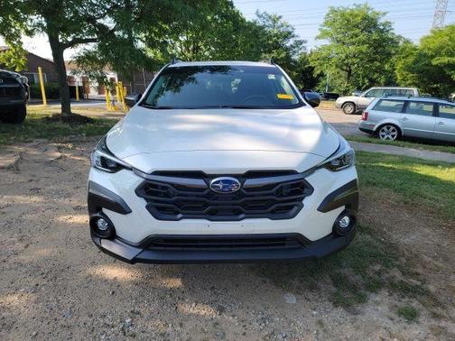 Crystal White Pearl 2025 Subaru Crosstrek Limited