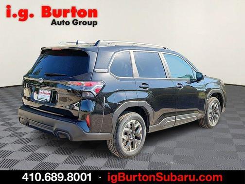 Black / Silver 2026 Subaru Forester Premium