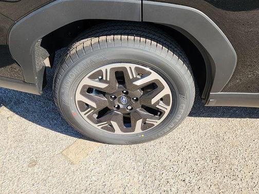 Black / Silver 2026 Subaru Forester Premium