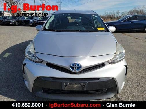 2015 Toyota Prius v Five