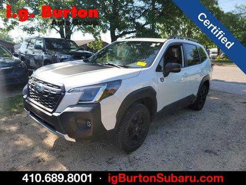 Crystal White Pearl 2024 Subaru Forester Wilderness