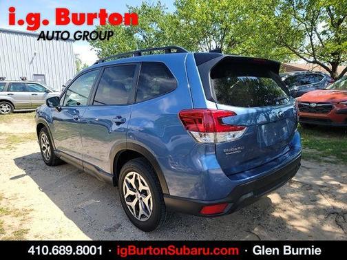 Horizon Blue Pearl 2024 Subaru Forester Premium