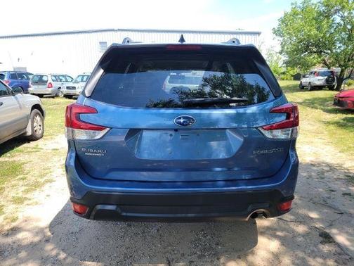 Horizon Blue Pearl 2024 Subaru Forester Premium