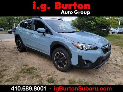 Cool-Gray Khaki 2021 Subaru Crosstrek Premium
