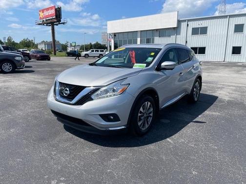 Photo 4 of 40 of 2017 Nissan Murano SL