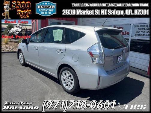 Classic Silver Metallic 2012 Toyota Prius v Five