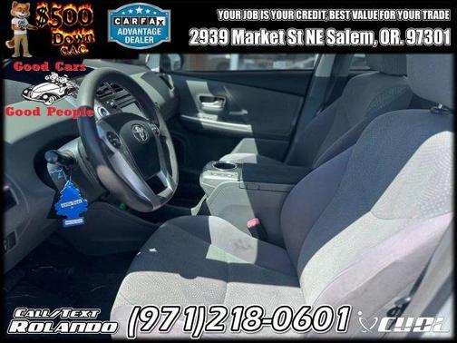 Classic Silver Metallic 2012 Toyota Prius v Five