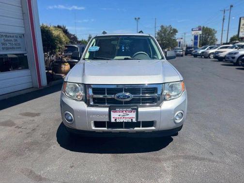 Ingot Silver Metallic 2012 Ford Escape XLT