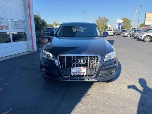 Brilliant Black 2012 Audi Q5 3.2 Premium Plus quattro