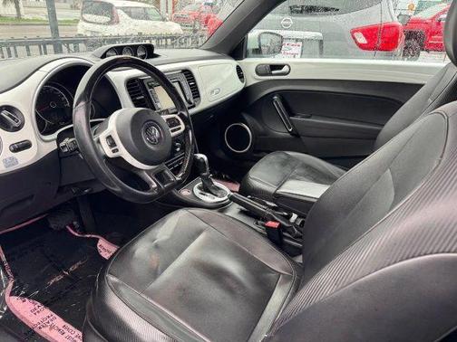 Pure White 2015 Volkswagen Beetle 2.0L TDI