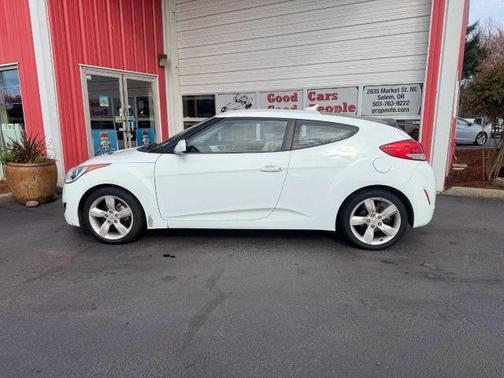 Century White 2012 Hyundai Veloster Base