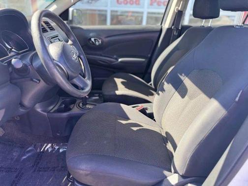 Fresh Powder 2013 Nissan Versa 1.6 SV