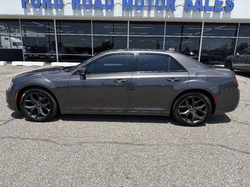 Granite Crystal Metallic Clearcoat 2021 Chrysler 300 S