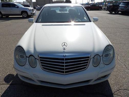 Arctic White 2007 Mercedes-Benz E-Class 4MATIC