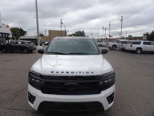 2023 Ford Expedition Max XLT
