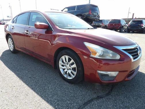 Cayenne Red Metallic 2013 Nissan Altima 2.5 S
