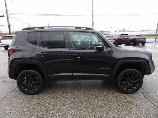Carbon Black Metallic 2016 Jeep Renegade Justice
