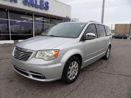 2012 Chrysler Town & Country Touring-L