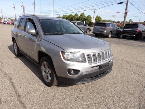 Billet Silver Metallic Clearcoat 2016 Jeep Compass Latitude