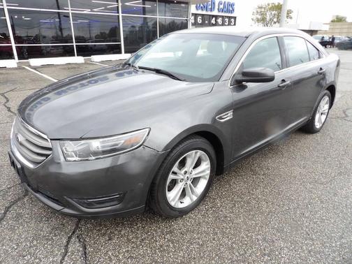 2018 Ford Taurus SEL