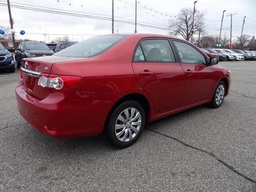 2012 Toyota Corolla LE