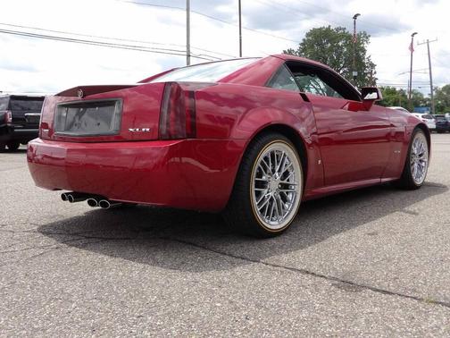 2004 Cadillac XLR Base
