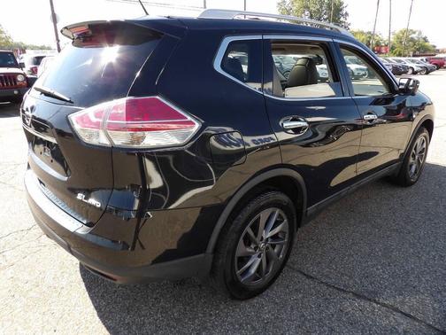 2016 Nissan Rogue SL